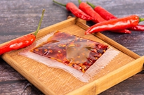 自動(dòng)醬包裝機(jī)具有省時(shí)省力、包裝速度快、效率高的特點(diǎn)